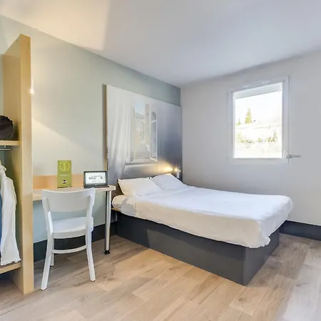 ホテル B&B Hotel Brignoles ブリニョール