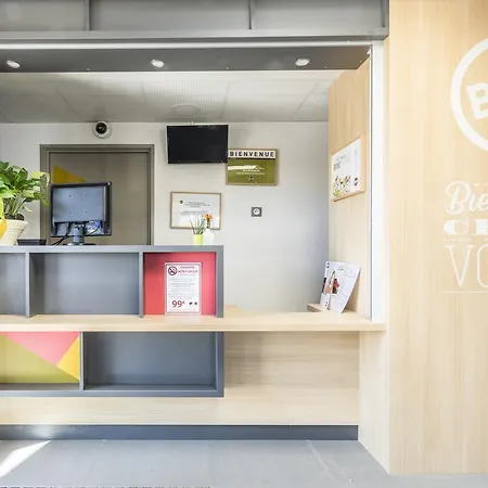 B&B Hotel Brignoles 2* ブリニョール